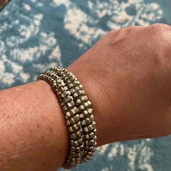 Silver hand beaded elastic stretch pair of bracelets - Picture 2 of 3